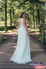 XXL Brautkleider 13 Brautkleider-Berlin-Hochzeitshaus-Schubert-Amelie-XXL-Brautkleider-Curvy-Plus-Size-30049Wb