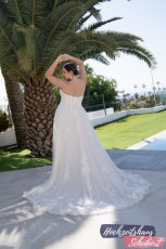 XXL Brautkleider 70 Brautkleider-Berlin-Hochzeitshaus-Schubert-Amelie-XXL-Brautkleider-Curvy-Plus-Size-30096WUb-15469