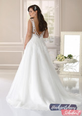 XXL Brautkleider 82 Brautkleider-Berlin-Hochzeitshaus-Schubert-Ladybird-XXL-Brautkleider-Curvy-Plus-Size-LS221027-C