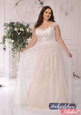 XXL Brautkleider 98 Brautkleider-Berlin-Hochzeitshaus-Schubert-Ladybird-XXL-Brautkleider-Curvy-Plus-Size-LS222012-B