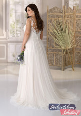 XXL Brautkleider 132 Brautkleider-Berlin-Hochzeitshaus-Schubert-Ladybird-XXL-Brautkleider-Curvy-Plus-Size-LS321062-C