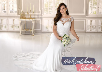 XXL Brautkleider 154 Brautkleider-Berlin-Hochzeitshaus-Schubert-Ladybird-XXL-Brautkleider-Curvy-Plus-Size-LS421085-A