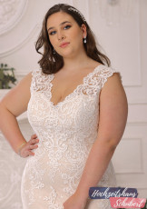 XXL Brautkleider 176 Brautkleider-Berlin-Hochzeitshaus-Schubert-Ladybird-XXL-Brautkleider-Curvy-Plus-Size-LS422054-D