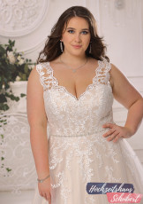XXL Brautkleider 209 Brautkleider-Berlin-Hochzeitshaus-Schubert-Ladybird-XXL-Brautkleider-Curvy-Plus-Size-LS722008-D