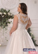 XXL Brautkleider 219 Brautkleider-Berlin-Hochzeitshaus-Schubert-Ladybird-XXL-Brautkleider-Curvy-Plus-Size-LS922022-C