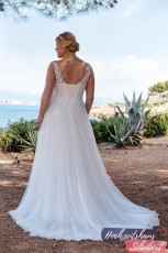 XXL Brautkleider 3 Brautkleider-Berlin-Hochzeitshaus-Schubert-Amelie-XXL-Brautkleider-Curvy-Plus-Size-20121WU-b