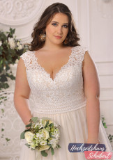 XXL Brautkleider 136 Brautkleider-Berlin-Hochzeitshaus-Schubert-Ladybird-XXL-Brautkleider-Curvy-Plus-Size-LS222019-D