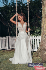 Brautmode Berlin & Brandenburg - günstige Brautkleider 10 Brautkleider-Berlin-Hochzeitshaus-Schubert-Amelie-40008-A