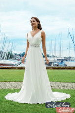 Brautmode Berlin & Brandenburg - günstige Brautkleider 64 Brautkleider-Berlin-Hochzeitshaus-Schubert-Amelie-40017