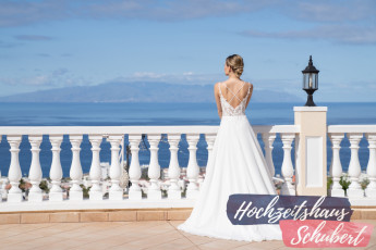 Brautmode Berlin & Brandenburg - günstige Brautkleider 256 Brautkleider-Berlin-Hochzeitshaus-Schubert-Amelie-40049b-15279