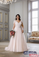 XXL Brautkleider 5 Brautkleider-Berlin-Hochzeitshaus-Schubert-Amelie-XXL-Brautkleider-Curvy-Plus-Size-30042W