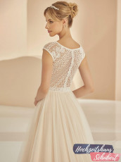 Brautmode Berlin & Brandenburg - günstige Brautkleider 454 Brautkleider-Berlin-Hochzeitshaus-Schubert-Bianco-Evento-Bianco-Evento-bridal-dress-ASHLEY-champagne-4