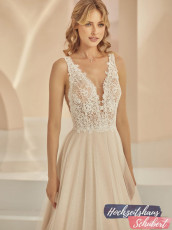 Brautmode Berlin & Brandenburg - günstige Brautkleider 556 Brautkleider-Berlin-Hochzeitshaus-Schubert-Bianco-Evento-Bianco-Evento-bridal-dress-DELPHINE-champagne-3