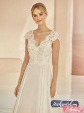 Brautmode Berlin & Brandenburg - günstige Brautkleider 886 Brautkleider-Berlin-Hochzeitshaus-Schubert-Bianco-Evento-Bianco-Evento-bridal-dress-SABIA-champagne-3