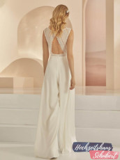 Brautmode Berlin & Brandenburg - günstige Brautkleider 942 Brautkleider-Berlin-Hochzeitshaus-Schubert-Bianco-Evento-Bianco-Evento-bridal-jumpsuit-DANUBE-2