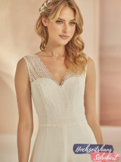 Brautmode Berlin & Brandenburg - günstige Brautkleider 949 Brautkleider-Berlin-Hochzeitshaus-Schubert-Bianco-Evento-Bianco-Evento-bridal-jumpsuit-DANUBE-4
