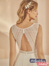 Brautmode Berlin & Brandenburg - günstige Brautkleider 956 Brautkleider-Berlin-Hochzeitshaus-Schubert-Bianco-Evento-Bianco-Evento-bridal-jumpsuit-DANUBE-5