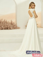Brautmode Berlin & Brandenburg - günstige Brautkleider 269 Brautkleider-Berlin-Hochzeitshaus-Schubert-Bianco-Evento-PERLA-Bianco-Evento-bridal-dress-2