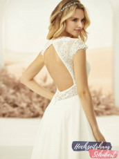 Brautmode Berlin & Brandenburg - günstige Brautkleider 287 Brautkleider-Berlin-Hochzeitshaus-Schubert-Bianco-Evento-PERLA-Bianco-Evento-bridal-dress-4