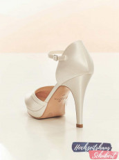 DONA-AVALIA-Bridal-shoes-4