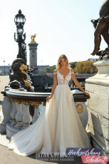 Brautmode Berlin & Brandenburg - günstige Brautkleider 384 Brautkleider-Berlin-Hochzeitshaus-Schubert-Iryna-Kotapska-LB2337-800x1200