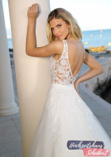 Brautmode Berlin & Brandenburg - günstige Brautkleider 73 Brautkleider-Berlin-Hochzeitshaus-Schubert-Ladybird-922005-C