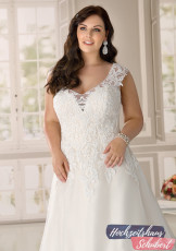 XXL Brautkleider 80 Brautkleider-Berlin-Hochzeitshaus-Schubert-Ladybird-XXL-Brautkleider-Curvy-Plus-Size-LS221024-D