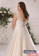 XXL Brautkleider 126 Brautkleider-Berlin-Hochzeitshaus-Schubert-Ladybird-XXL-Brautkleider-Curvy-Plus-Size-LS222024-C