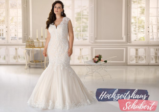 XXL Brautkleider 148 Brautkleider-Berlin-Hochzeitshaus-Schubert-Ladybird-XXL-Brautkleider-Curvy-Plus-Size-LS421075-A