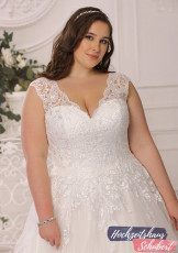 XXL Brautkleider 163 Brautkleider-Berlin-Hochzeitshaus-Schubert-Ladybird-XXL-Brautkleider-Curvy-Plus-Size-LS422048-D