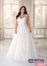 Brautkleider-Berlin-Hochzeitshaus-Schubert-Ladybird-XXL-Brautkleider-Curvy-Plus-Size-LS721000-B