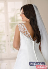 XXL Brautkleider 199 Brautkleider-Berlin-Hochzeitshaus-Schubert-Ladybird-XXL-Brautkleider-Curvy-Plus-Size-LS721018-C