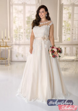 XXL Brautkleider 202 Brautkleider-Berlin-Hochzeitshaus-Schubert-Ladybird-XXL-Brautkleider-Curvy-Plus-Size-LS721019-B