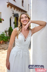 Brautmode Berlin & Brandenburg - günstige Brautkleider 247 Brautkleider-Berlin-Hochzeitshaus-Schubert-Lohrengel-LB13595-Runa-S-4