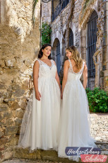 Brautmode Berlin & Brandenburg - günstige Brautkleider 295 Brautkleider-Berlin-Hochzeitshaus-Schubert-Lohrengel-LB13795-Momo-1