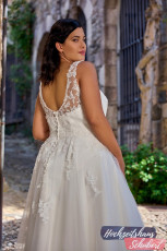 Brautmode Berlin & Brandenburg - günstige Brautkleider 301 Brautkleider-Berlin-Hochzeitshaus-Schubert-Lohrengel-LB13795-Momo-4