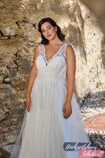 Brautmode Berlin & Brandenburg - günstige Brautkleider 307 Brautkleider-Berlin-Hochzeitshaus-Schubert-Lohrengel-LB13795-Momo-5