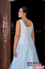 Brautmode Berlin & Brandenburg - günstige Brautkleider 631 Brautkleider-Berlin-Hochzeitshaus-Schubert-Lohrengel-LB14182-Mildred-S-3