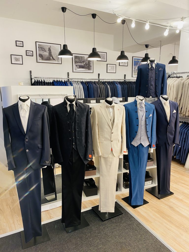 Unser Angebot 2 Hochzeitsanzüge Berlin