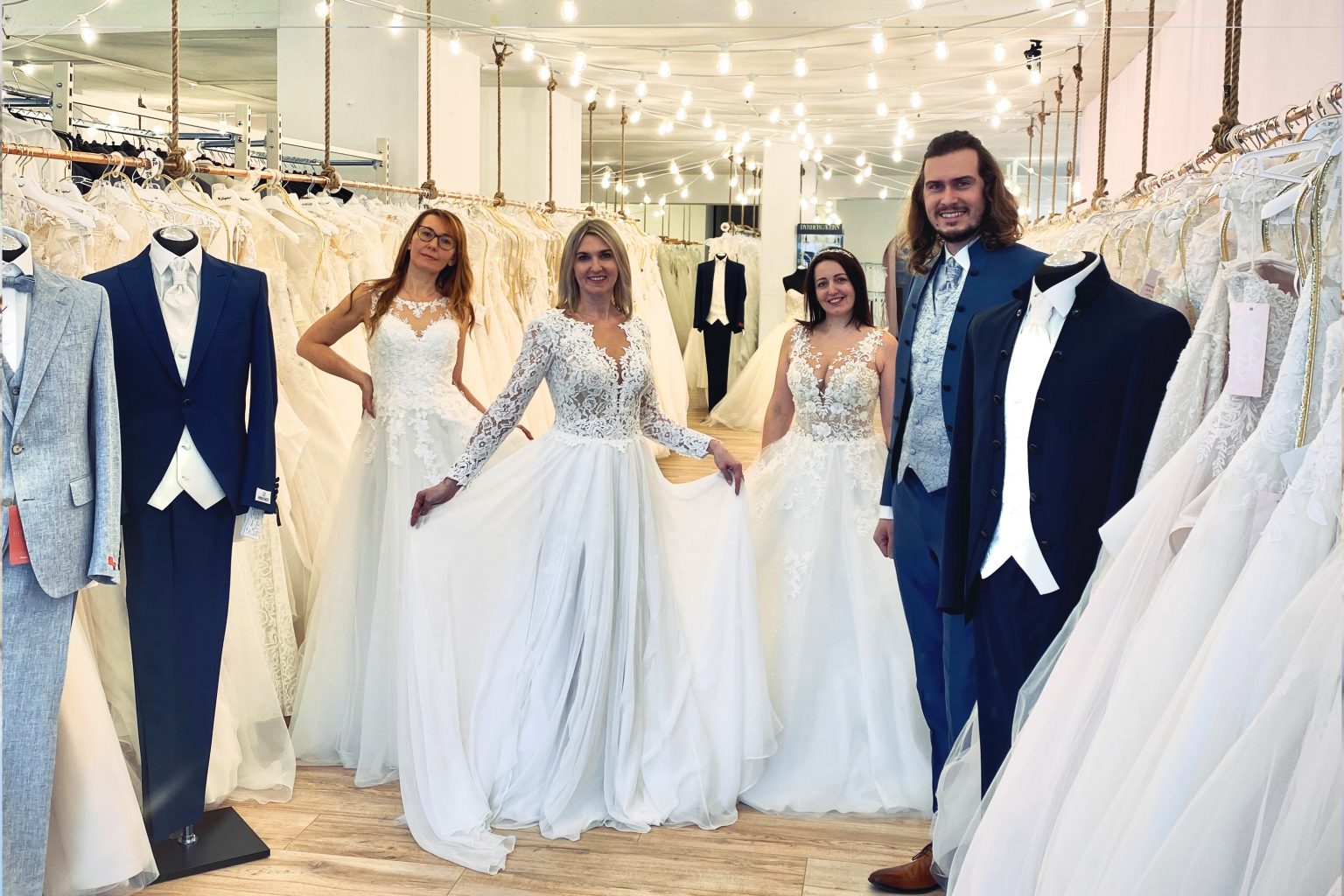 Hosenträger, Fliegen & Co. 1 Brautkleider Berlin